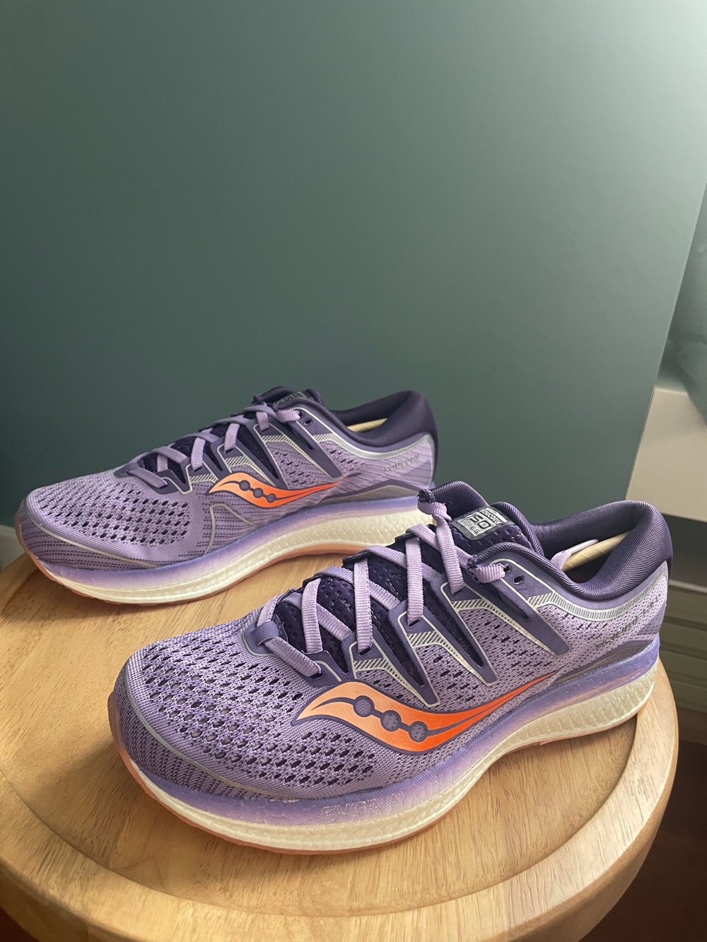 NEW Triumph ISO 5 Purple Running Shoes with Peach Accents
